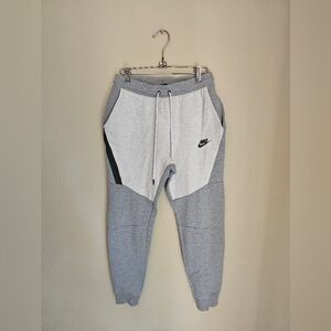 Nike Gray Jogger Sweatpants